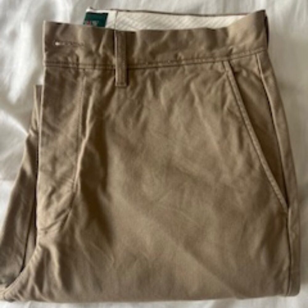 J. Crew - Tan Classic Chinos - Men - Size 32/34 - Perfect